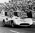 Grosser Preis von Frankreich in Reims, 4. Juli 1954. Sieger Juan Manuel Fangio (Startnummer 18) auf Mercedes-Benz Formel-1-Rennwagen W 196 R mit Stromlinienkarosserie.